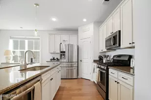 91 Jarvis Creek Ln, Hilton Head Island, SC 29926 - Photo 6