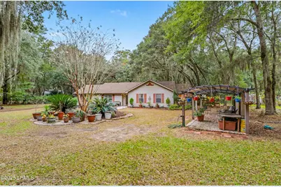 47 Avenue Of Oaks, Saint Helena Island, SC 29920 - Photo 34