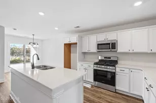 605 Royal Rd, Hardeeville, SC 29927 - Photo 8