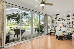 44 Hampton Cir, Bluffton, SC 29909 - Photo 10