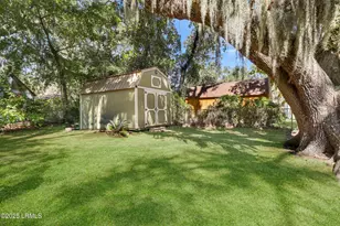 1704 Camellia Rd, Beaufort, SC 29902 - Photo 36