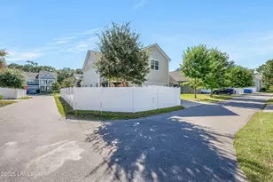 3665 Oyster Bluff Dr, Beaufort, SC 29907 - Photo 56