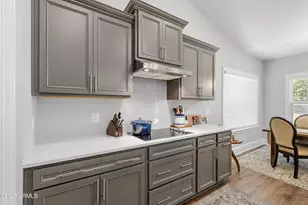 250 Thistle Ln, Beaufort, SC 29907 - Photo 10