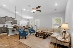 250 Thistle Ln, Beaufort, SC 29907 - Photo 6
