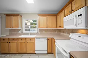 37 Heather Glenn Ln, Bluffton, SC 29910 - Photo 10