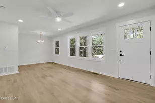 2408 Pine Ct S, Beaufort, SC 29902 - Photo 4