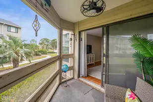 2 Harbor Dr N, Harbor Island, SC 29920 - Photo 12