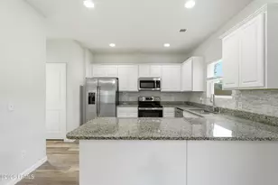 25 Chestnut St, Beaufort, SC 29906 - Photo 14
