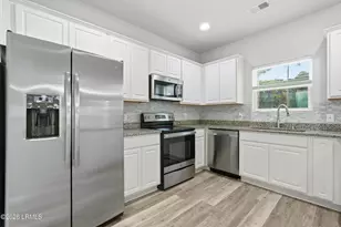 25 Chestnut St, Beaufort, SC 29906 - Photo 16