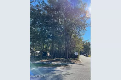 2302 Southside Boulevard #A, Beaufort, SC 29902 - Photo 1