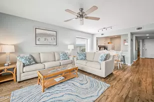 6 N Harbor Dr N, Harbor Island, SC 29920 - Photo 2