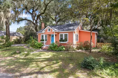 411 Heyward Street, Beaufort, SC 29902 - Photo 2
