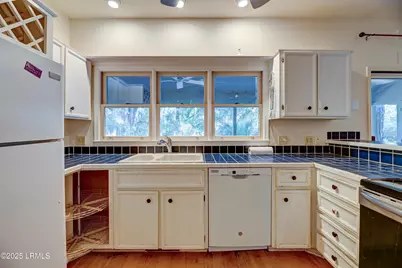 23 Bateau Road, Hilton Head Island, SC 29928 - Photo 10