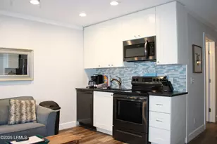 23 S Forest Beach Dr, Hilton Head Island, SC 29928 - Photo 10