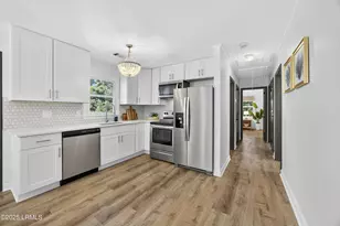 2301 Langhorne Dr, Beaufort, SC 29902 - Photo 4