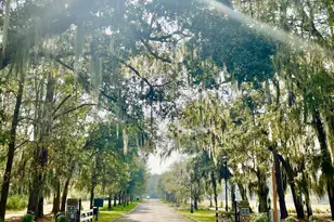 2301 Langhorne Dr, Beaufort, SC 29902 - Photo 28