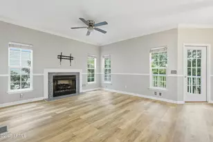 40 Victoria Square Dr, Hilton Head Island, SC 29926 - Photo 18