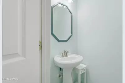 40 Victoria Square Drive, Hilton Head Island, SC 29926 - Photo 20