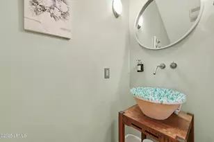 895 Ribaut Rd, Beaufort, SC 29902 - Photo 18