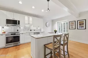 895 Ribaut Rd, Beaufort, SC 29902 - Photo 10