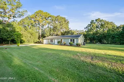 5617 Frederick Drive, Beaufort, SC 29906 - Photo 4