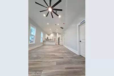 824 15th Street, Port Royal, SC 29935 - Photo 2