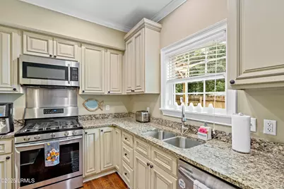 2707 Depot Road, Beaufort, SC 29902 - Photo 2