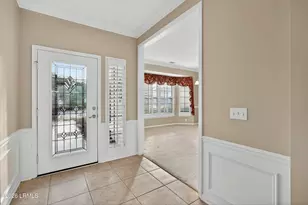 9 Columbus Cir, Bluffton, SC 29909 - Photo 6