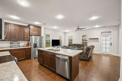 180 Okatie Park Circle E, Ridgeland, SC 29936 - Photo 6