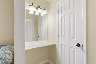 125 Shipyard Dr, Hilton Head Island, SC 29928 - Photo 34