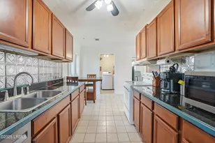 1109 Old Trail Rd, Beaufort, SC 29902 - Photo 6