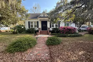 2102 North St, Beaufort, SC 29902 - Photo 2