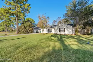 69 Pelican Cir, Beaufort, SC 29906 - Photo 2