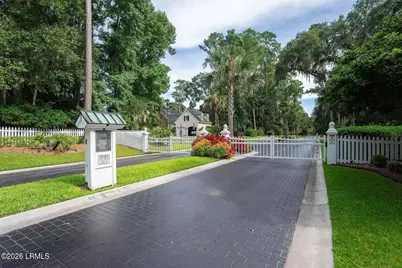 300 De La Gaye Point, Beaufort, SC 29902 - Photo 6