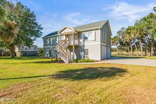 26 View Point Cir, Saint Helena Island, SC 29920 - Photo 4