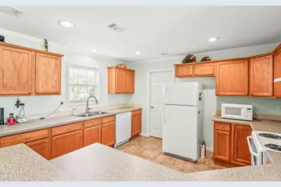26 View Point Circle, Saint Helena Island, SC 29920 - Photo 16