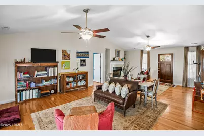 16 Cameroon Drive, Beaufort, SC 29907 - Photo 10