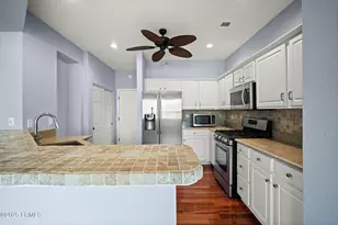 7 Sanders Ct, Bluffton, SC 29909 - Photo 2