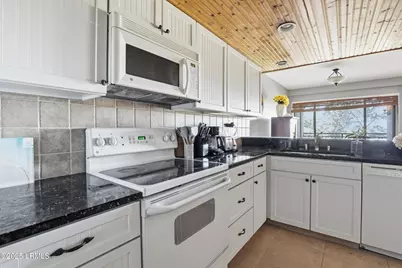 70 Paddle Boat Lane #303d, Hilton Head, SC 29928 - Photo 10