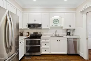 895 Ribaut Rd, Beaufort, SC 29902 - Photo 4