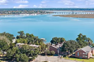 895 Ribaut Rd, Beaufort, SC 29902 - Photo 2