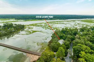 229 De La Gaye Point, Beaufort, SC 29902 - Photo 6