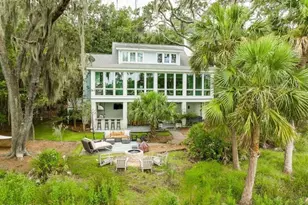 229 De La Gaye Point, Beaufort, SC 29902 - Photo 1