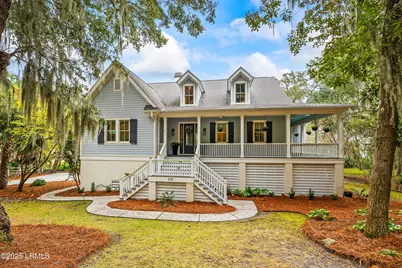 229 De La Gaye Point, Beaufort, SC 29902 - Photo 2