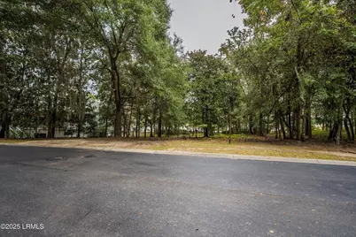 233 De La Gaye Point, Beaufort, SC 29902 - Photo 10