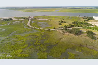 1800 Ribaut Road, Port Royal, SC 29935 - Photo 10