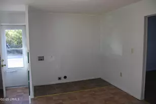 225 Baggett St, Brunson, SC 29911 - Photo 8