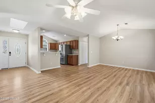 37 Star Magnolia Dr, Beaufort, SC 29907 - Photo 16