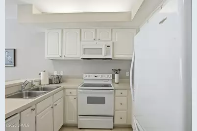 19 Wimbledon Court #203, Hilton Head Island, SC 29928 - Photo 6