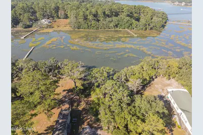 351 Brickyard Point Road N, Beaufort, SC 29907 - Photo 10